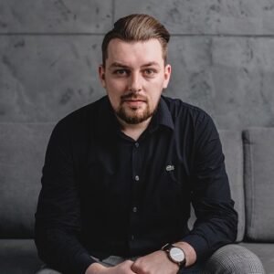 Arkadiusz Brzęk